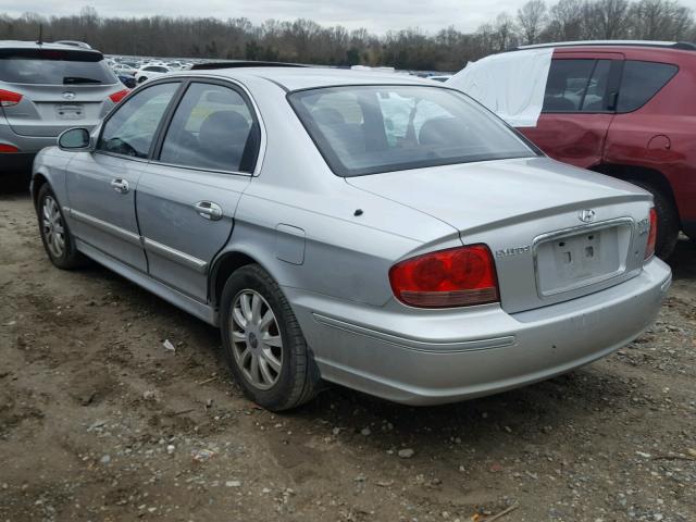 KMHWF35H22A666472 - 2002 HYUNDAI SONATA GLS SILVER photo 3