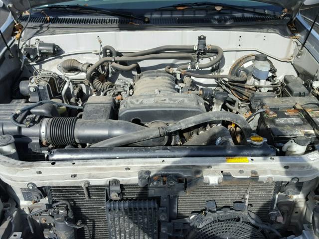 5TDBT44A46S271059 - 2006 TOYOTA SEQUOIA SR SILVER photo 7