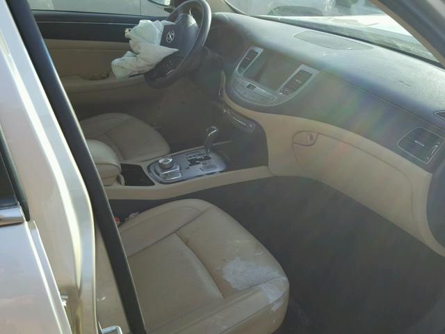 KMHGC46E49U048683 - 2009 HYUNDAI GENESIS 3. GOLD photo 5