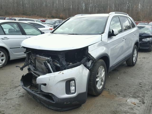 5XYKT3A68EG473456 - 2014 KIA SORENTO LX SILVER photo 2