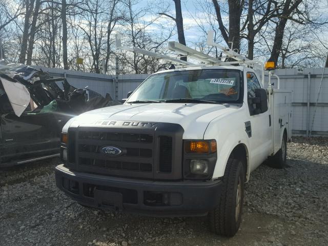 1FDWF30538EC94235 - 2008 FORD F350 SRW S WHITE photo 2