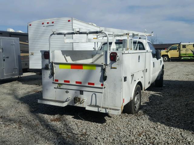 1FDWF30538EC94235 - 2008 FORD F350 SRW S WHITE photo 4