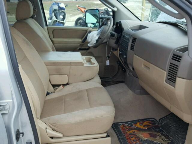 1N6AA07DX8N327169 - 2008 NISSAN TITAN XE SILVER photo 5