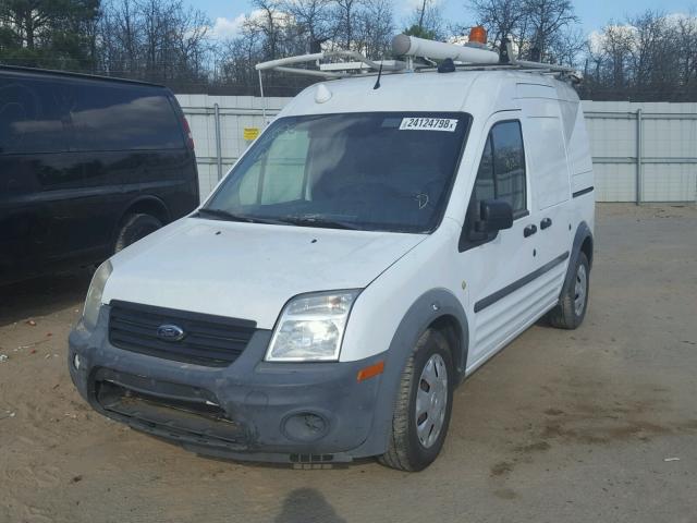 NM0LS7AN0BT049501 - 2011 FORD TRANSIT CO WHITE photo 2