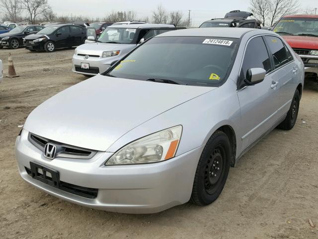 JHMCM56353C030919 - 2003 HONDA ACCORD LX SILVER photo 2