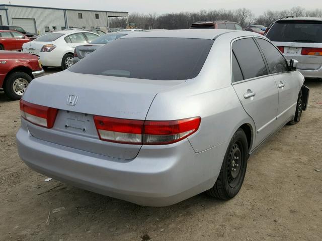 JHMCM56353C030919 - 2003 HONDA ACCORD LX SILVER photo 4