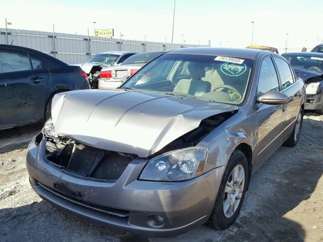 1N4AL11D26C198807 - 2006 NISSAN ALTIMA S GRAY photo 2