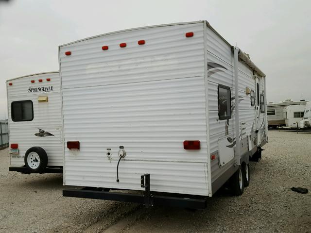 4X4TSMB28AA301070 - 2010 WILDWOOD TRAILER WHITE photo 4