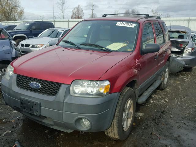 1FMYU93115KA41194 - 2005 FORD ESCAPE XLT RED photo 2