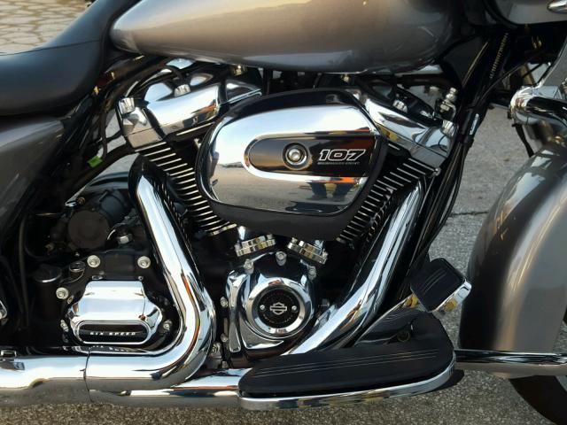 1HD1KHC1XHB615879 - 2017 HARLEY-DAVIDSON FLTRX ROAD GRAY photo 7