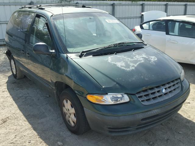 2P4FP2539VR432986 - 1997 PLYMOUTH VOYAGER GREEN photo 1