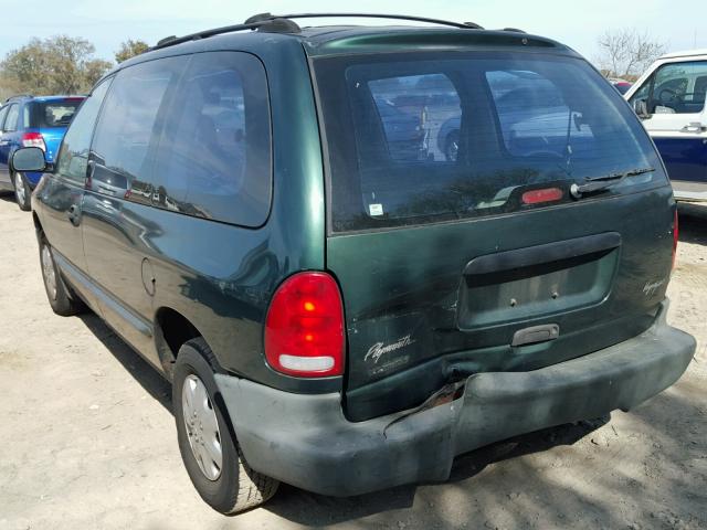 2P4FP2539VR432986 - 1997 PLYMOUTH VOYAGER GREEN photo 3