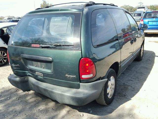 2P4FP2539VR432986 - 1997 PLYMOUTH VOYAGER GREEN photo 4