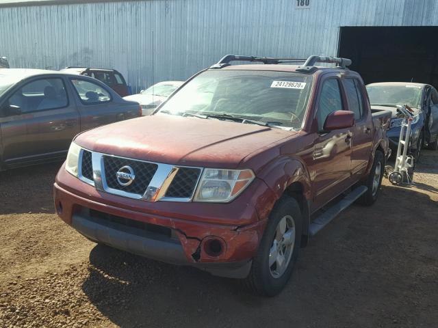 1N6AD07U26C470214 - 2006 NISSAN FRONTIER C RED photo 2