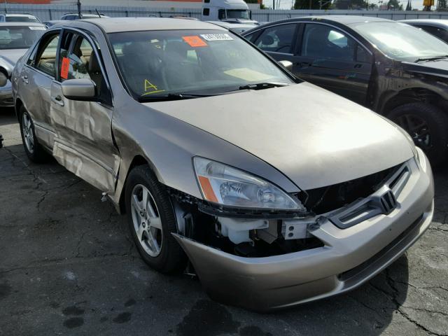 JHMCN36465C001877 - 2005 HONDA ACCORD HYB GOLD photo 1