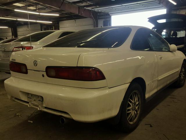 JH4DC4356XS007426 - 1999 ACURA INTEGRA LS WHITE photo 4