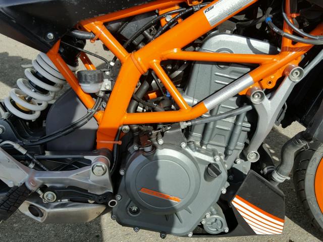 MD2JGJ40XGC279962 - 2016 KTM RC 390 WHITE photo 7