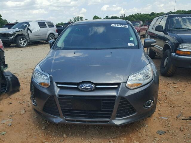 1FAHP3K20CL360151 - 2012 FORD FOCUS SE GRAY photo 9