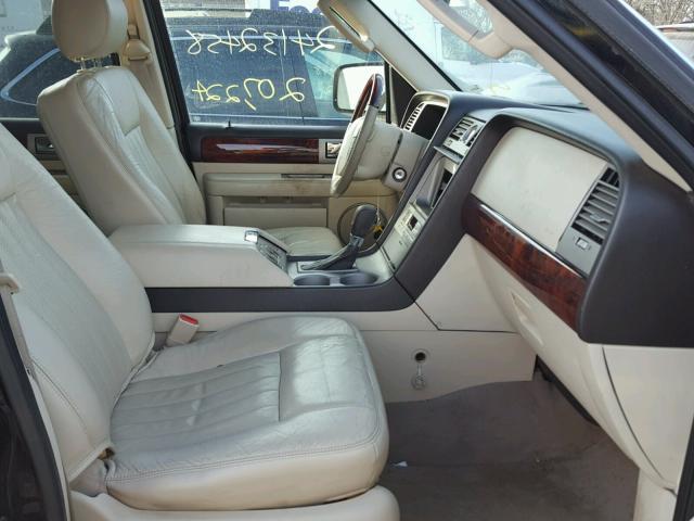 5LMFU28R23LJ20519 - 2003 LINCOLN NAVIGATOR BLACK photo 5