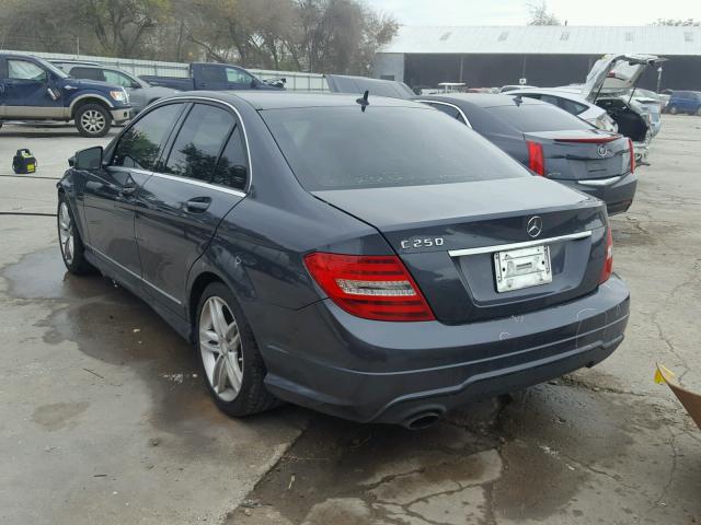 WDDGF4HBXDR263324 - 2013 MERCEDES-BENZ C 250 SILVER photo 3