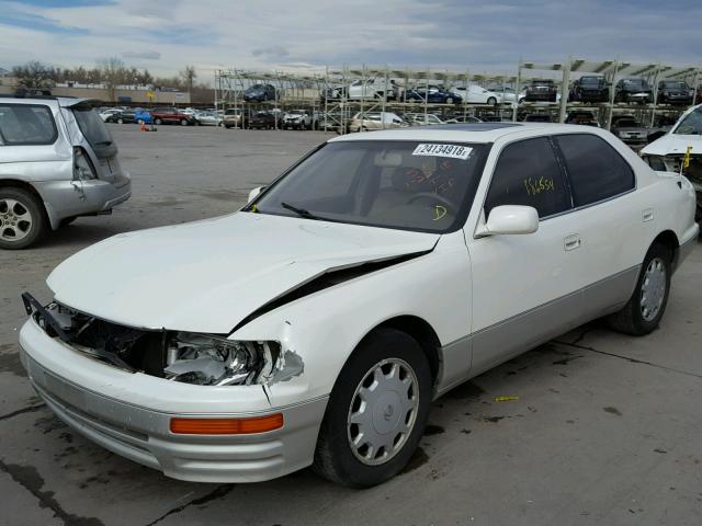 JT8BH22F9T0039252 - 1996 LEXUS LS 400 WHITE photo 2