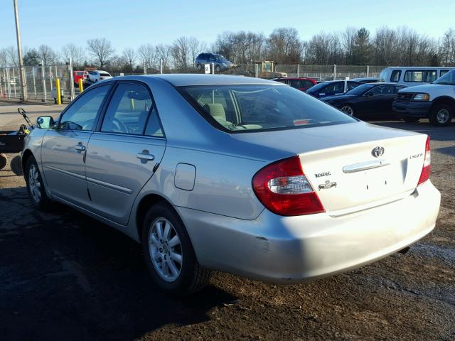 4T1BE30K44U275426 - 2004 TOYOTA CAMRY LE SILVER photo 3