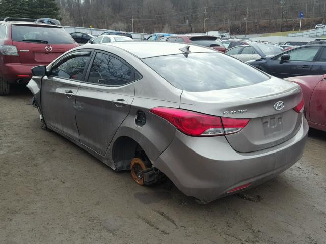 5NPDH4AE1BH052092 - 2011 HYUNDAI ELANTRA GL BEIGE photo 3