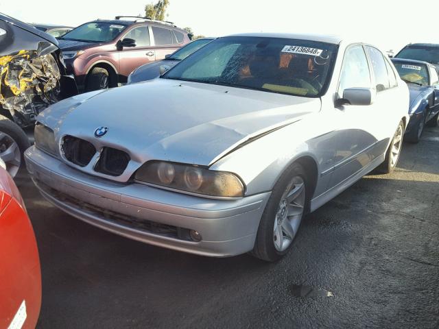 WBADT63421CF08657 - 2001 BMW 530 I AUTO GRAY photo 2