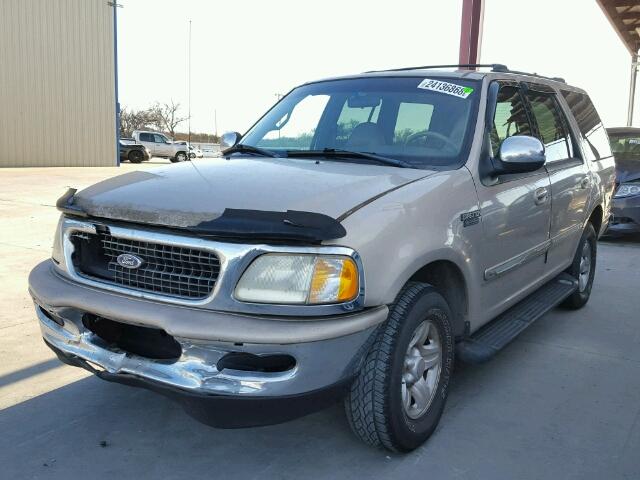 1FMRU1767WLC07743 - 1998 FORD EXPEDITION TAN photo 2