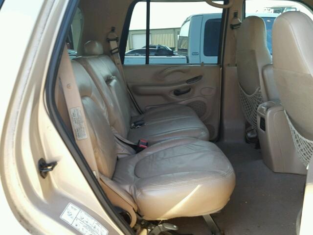 1FMRU1767WLC07743 - 1998 FORD EXPEDITION TAN photo 6