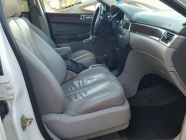 2C8GF68414R291304 - 2004 CHRYSLER PACIFICA WHITE photo 5