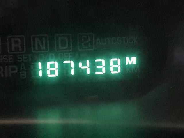 2C8GF68414R291304 - 2004 CHRYSLER PACIFICA WHITE photo 8