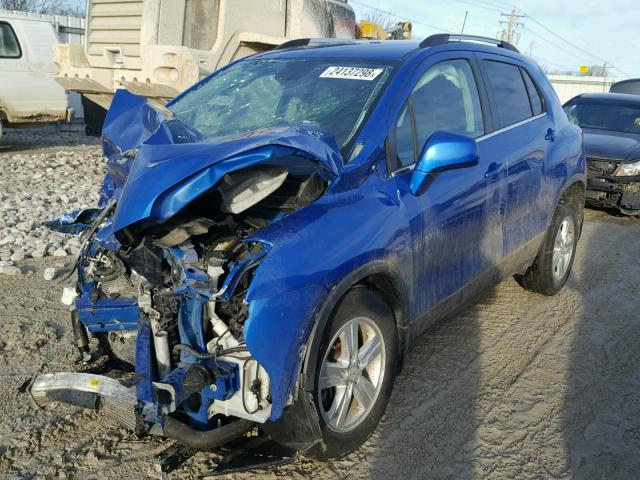 KL7CJLSB2FB162541 - 2015 CHEVROLET TRAX 1LT BLUE photo 2