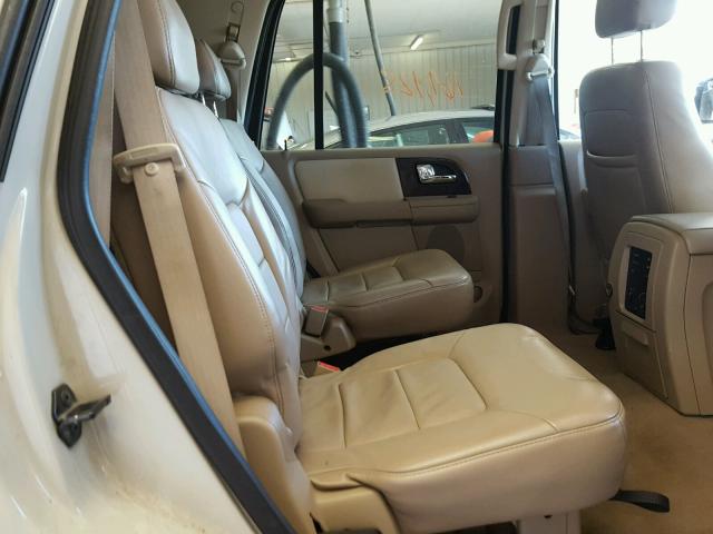 1FMFU19596LA96295 - 2006 FORD EXPEDITION CREAM photo 6