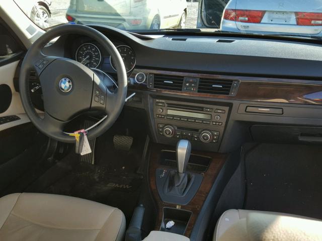 WBAPH7C57BE679730 - 2011 BMW 328 I GRAY photo 9