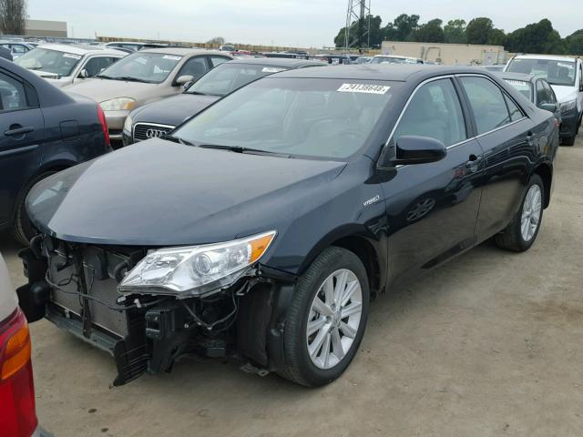 4T1BD1FK3EU138820 - 2014 TOYOTA CAMRY HYBR BLUE photo 2