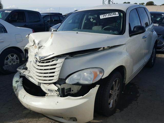 3A8FY58B48T168771 - 2008 CHRYSLER PT CRUISER CREAM photo 2