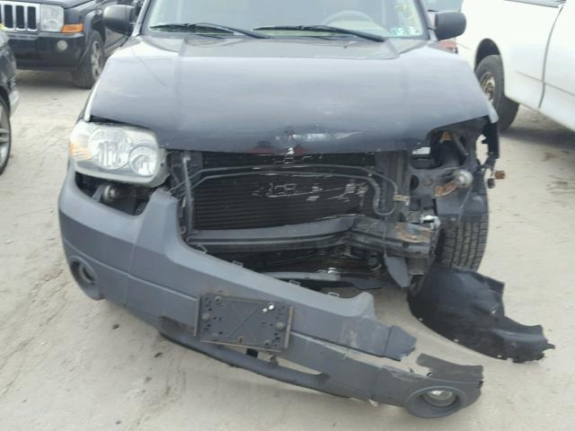 1FMCU93145DA09967 - 2005 FORD ESCAPE XLT BLACK photo 9