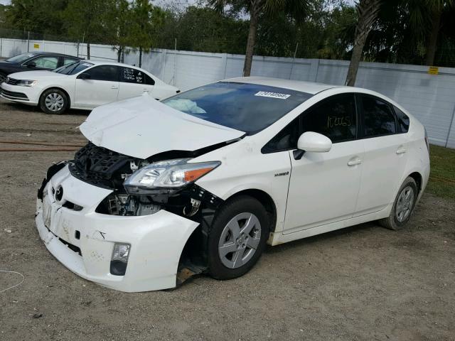 JTDKN3DU5A0189996 - 2010 TOYOTA PRIUS WHITE photo 2