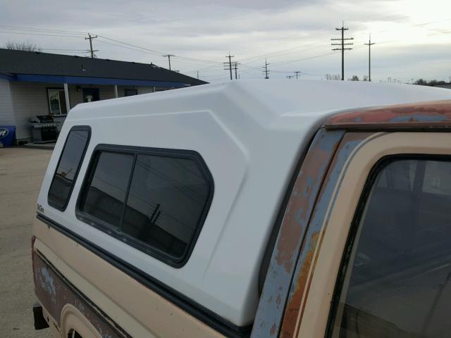 1FTEF14N3FPB35375 - 1985 FORD F150 TWO TONE photo 6