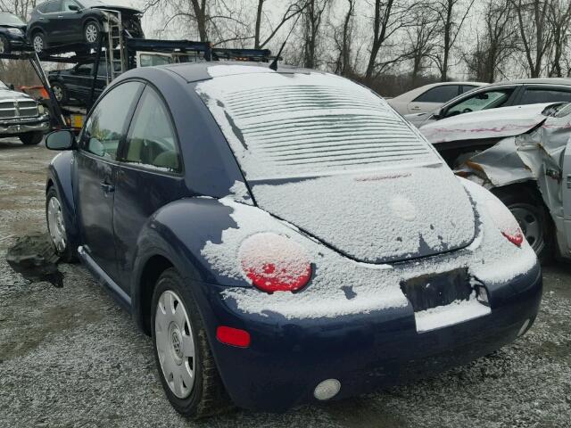 3VWBK21C13M430139 - 2003 VOLKSWAGEN NEW BEETLE 蓝色 照片 3