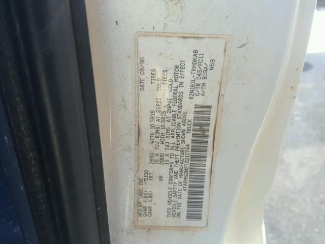 4TAPM62N2TZ211744 - 1996 TOYOTA TACOMA WHITE photo 10