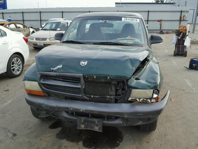 1B7FL16X32S583473 - 2002 DODGE DAKOTA BAS GREEN photo 9