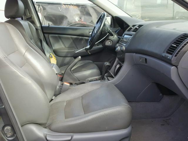 JHMCN36435C002324 - 2005 HONDA ACCORD HYB GRAY photo 5