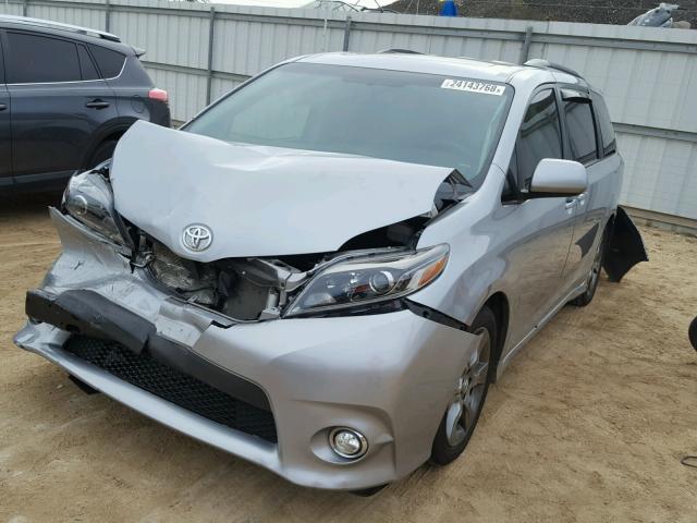 5TDXK3DC5GS725213 - 2016 TOYOTA SIENNA SE SILVER photo 2