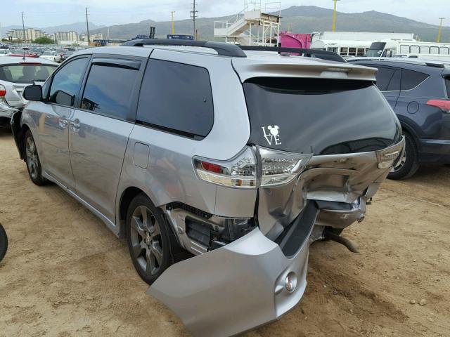 5TDXK3DC5GS725213 - 2016 TOYOTA SIENNA SE SILVER photo 3