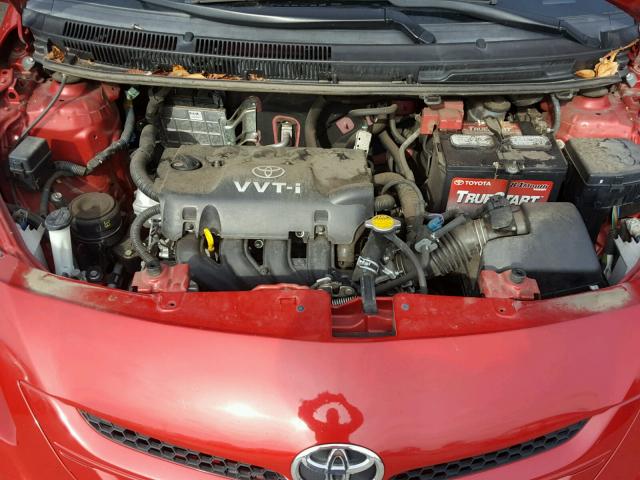 JTDBT923971182376 - 2007 TOYOTA YARIS RED photo 7