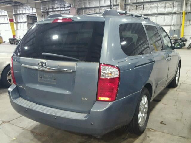 KNDMB233566085937 - 2006 KIA SEDONA EX BLUE photo 4