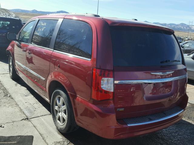 2C4RC1BG0DR657147 - 2013 CHRYSLER TOWN & COU MAROON photo 3