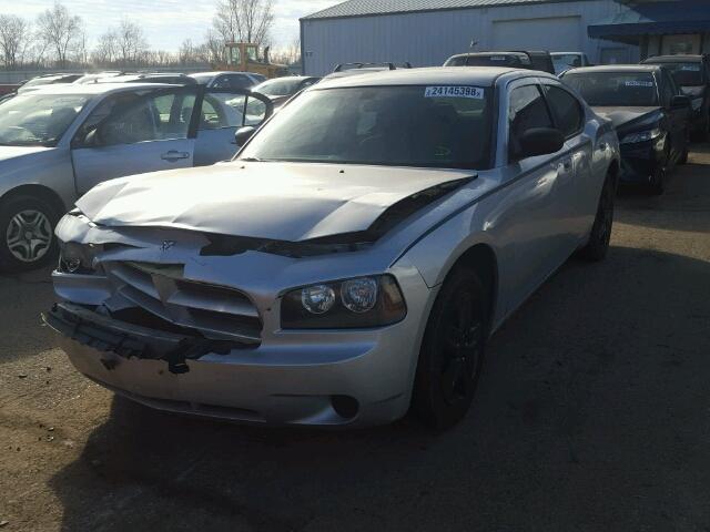 2B3KA43R58H326957 - 2008 DODGE CHARGER SILVER photo 2